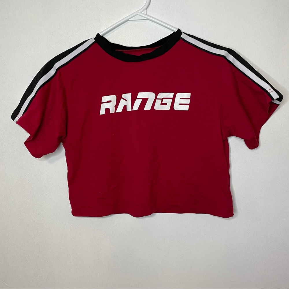 Red crop top “RANGE”
